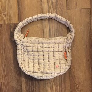 Wantable Quilted Puffy Shoulder Bag